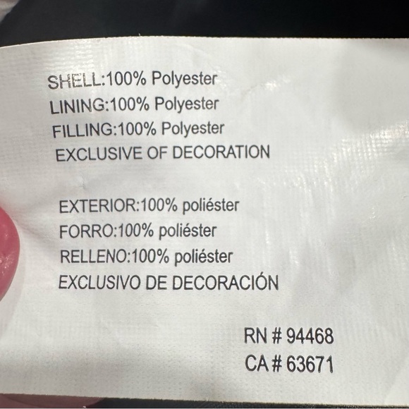 Nautica Women's White and Black Puffer Vest - Picture 7 of 10